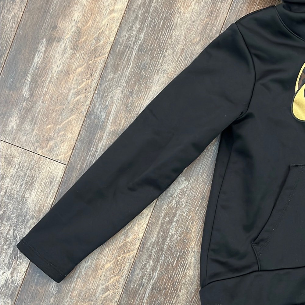 Nike Black Hoodie w/heart - Picture 5 of 9